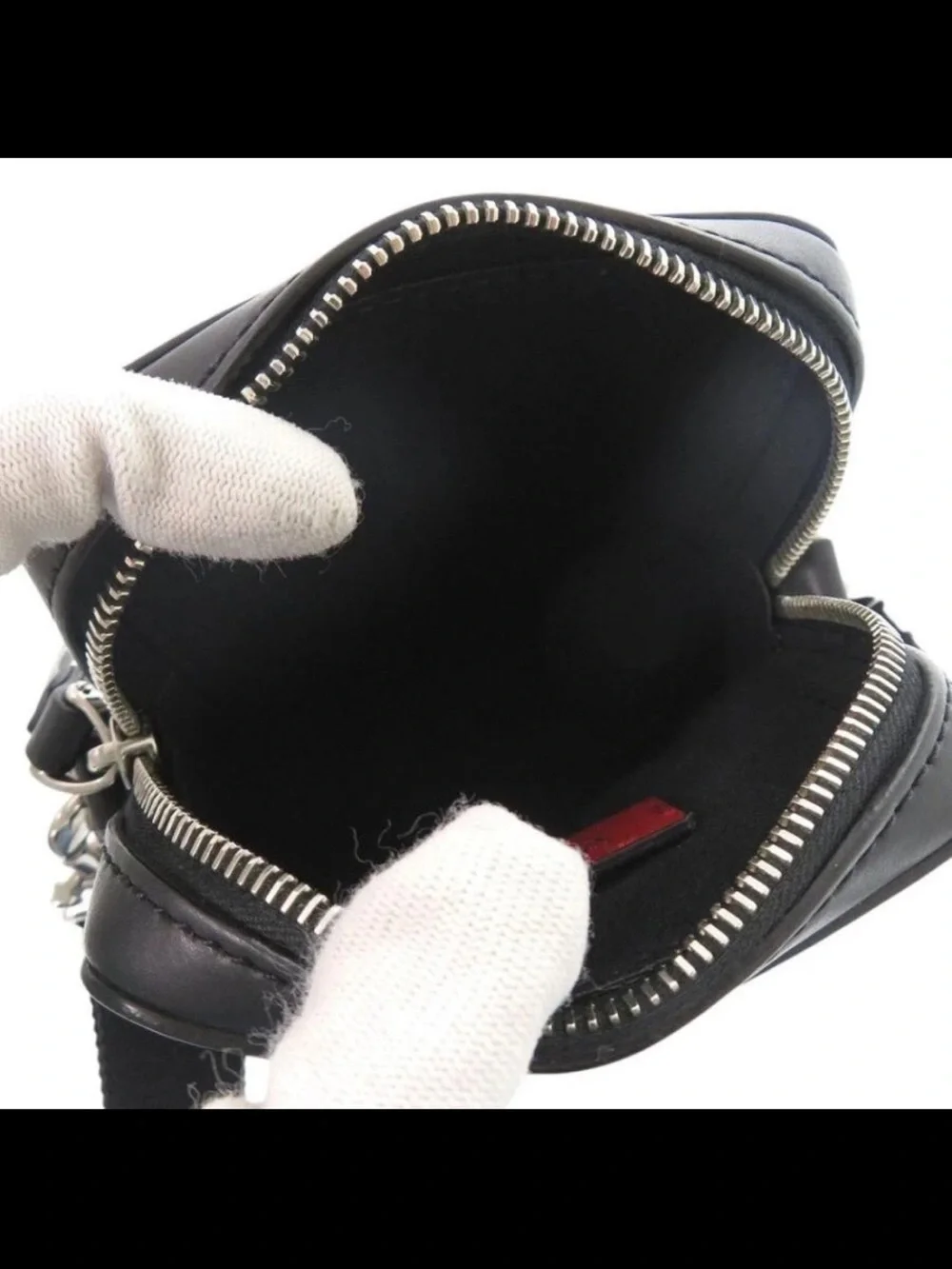 Valentino Garavani compact black